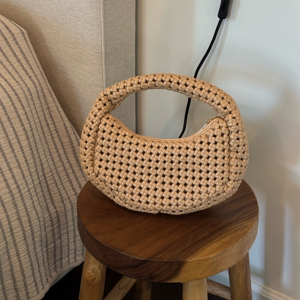 Antik Kraft Beige Woven Shoulder Bag (Anthropologie)